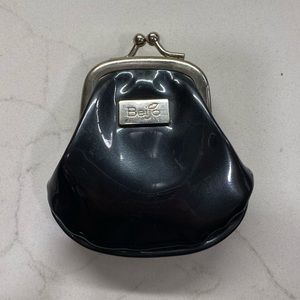 Beijo coin purse in black/grey patent leather